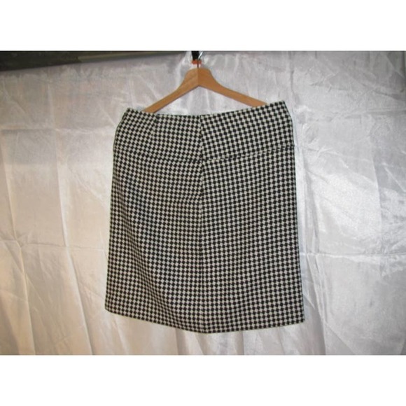 Talbots Houndstooth Wool Mini skirt, Sz small, fully lined, - Picture 1 of 16